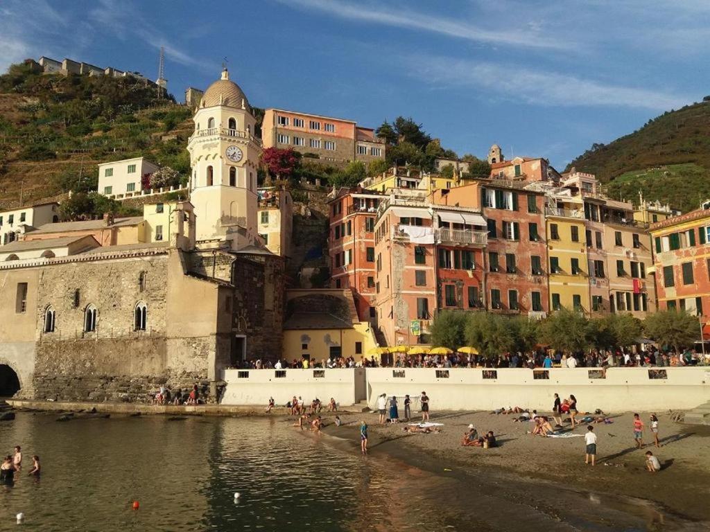 Appartamento La Casa Del Borgo Beverino Esterno foto